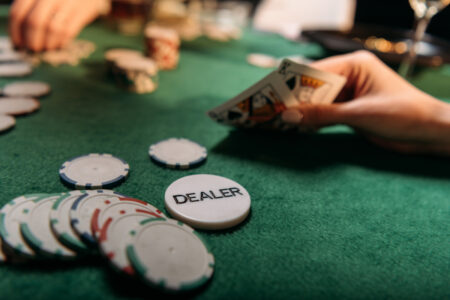 bouton de dealer