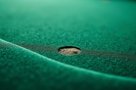découvrez l'importance des tapis de poker pour améliorer votre confort et optimiser vos performances lors de vos parties. choisissez le tapis idéal pour une expérience de jeu réussie et immersive.